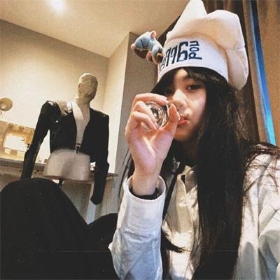 所以我和黑粉结婚了